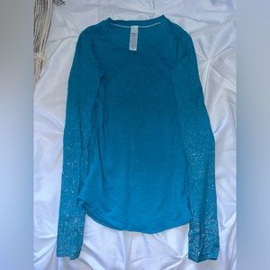 DARK TEAL IVIVVA LONG SLEEVE W PATTERN ON SLEEVES SIZE 8